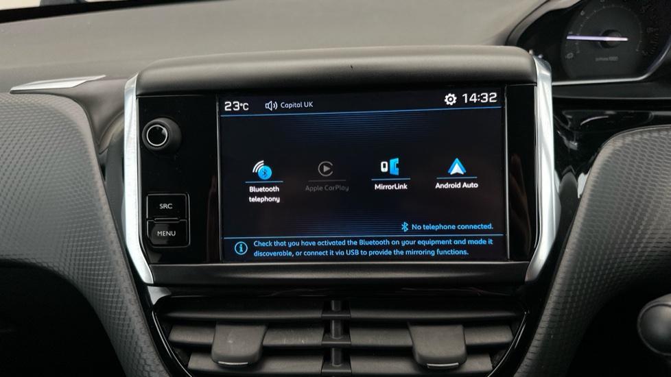 Apple CarPlay/Android Auto/Bluetooth