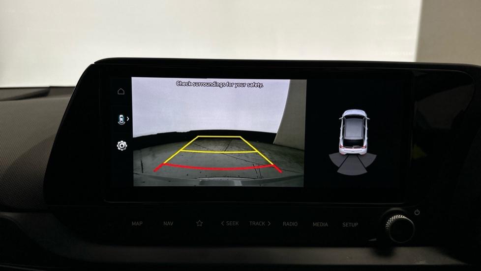 Rear View Camera/Park Pilot 