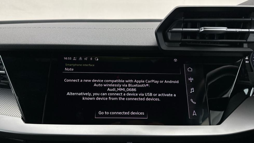 Apple Car Play & Android Auto