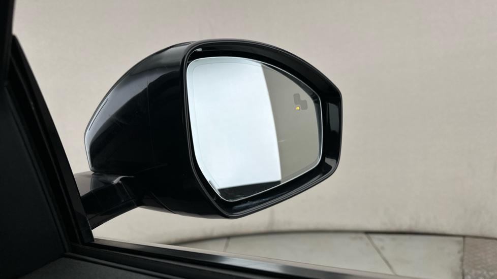 Blind Spot Monitoring System 