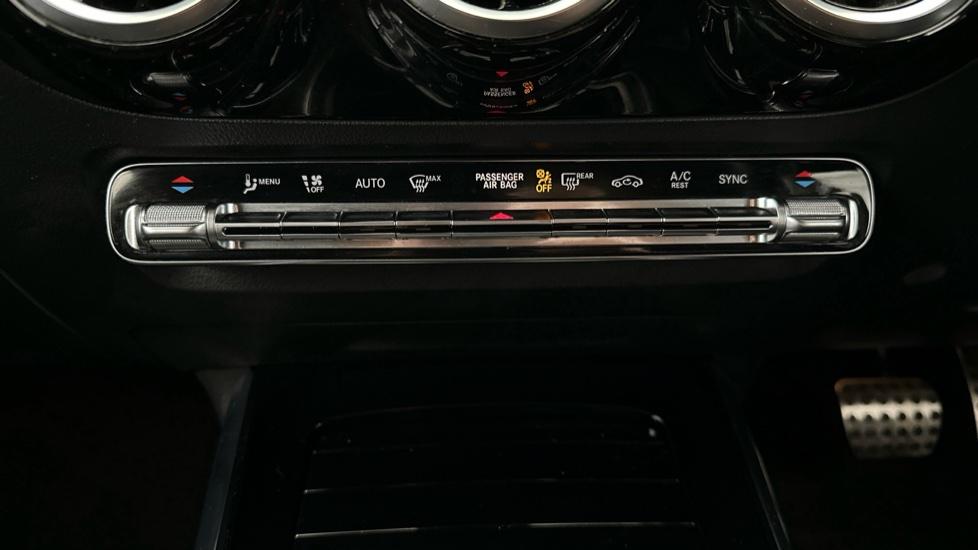 Air Conditioning /Dual Climate Control 