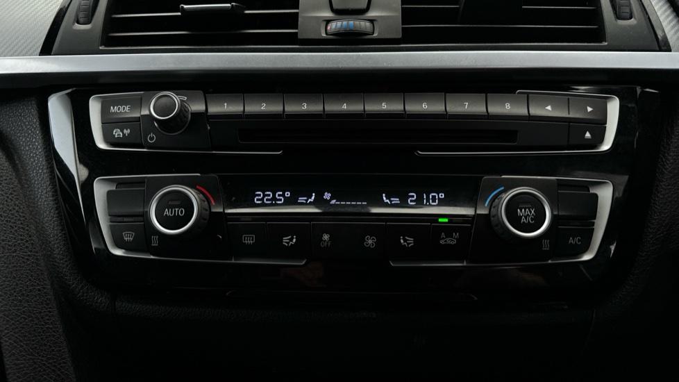 Air Conditioning / Dual Climate Control 