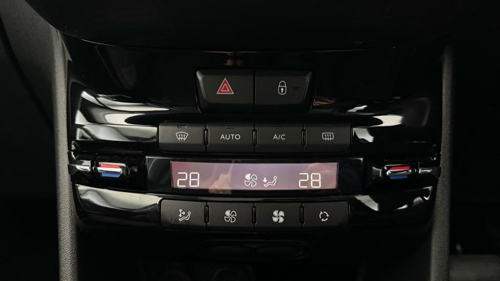 Air Conditioning / Dual Climate Control 