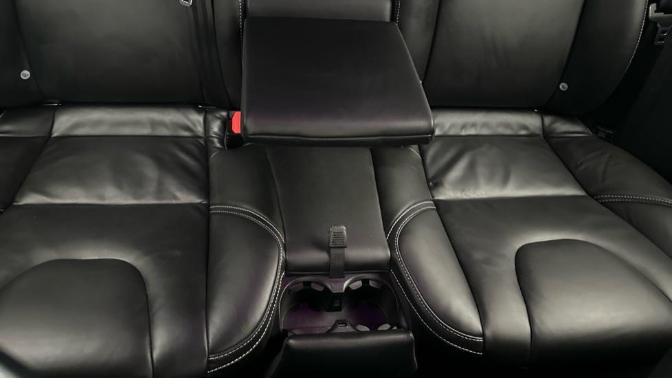 Rear Armrest/ Cup Holder