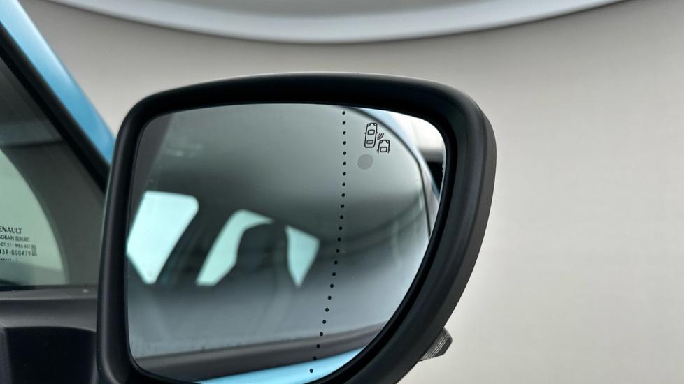 Blind Spot Monitoring System 