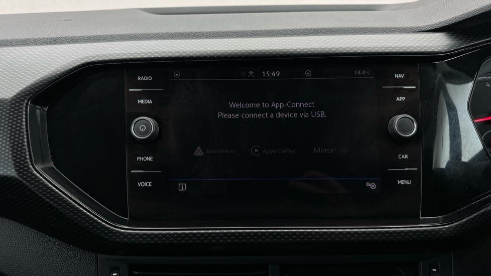 Apple Car Play & Android Auto