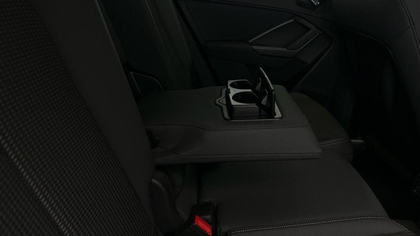 Rear Armrest/ Cup Holder