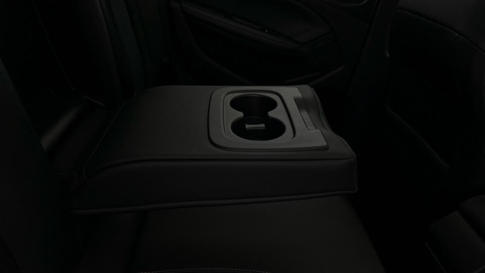 Rear Armrest/ Cup Holder