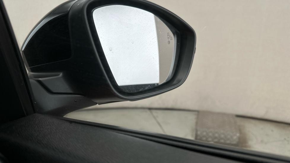 Blind Spot Monitoring System 