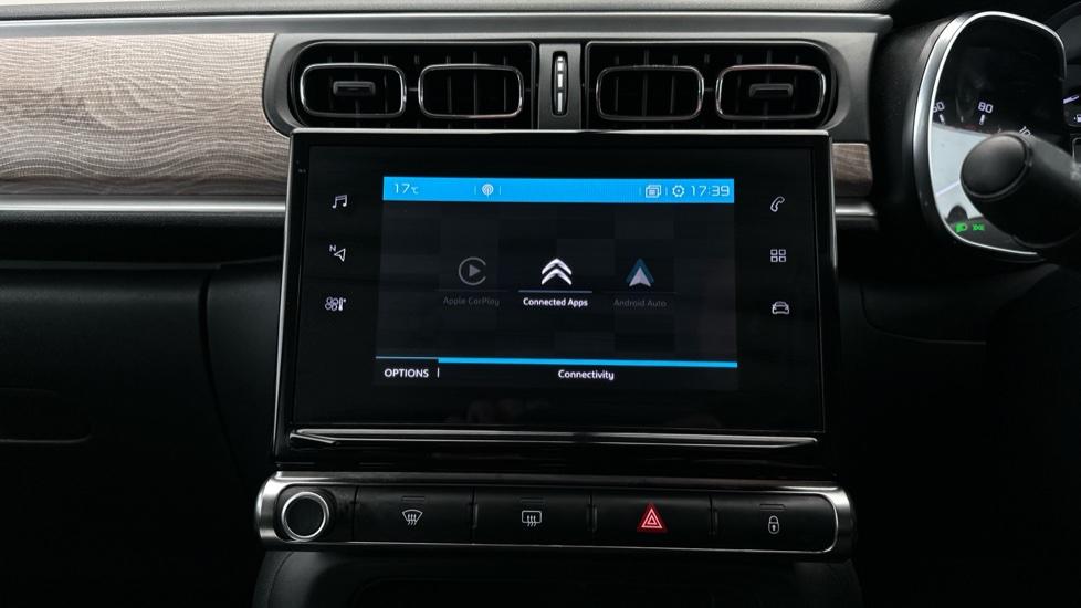 Apple Car Play & Android Auto