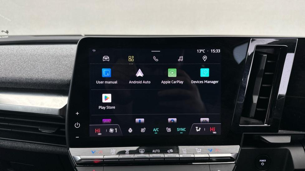 Apple Car Play & Android Auto