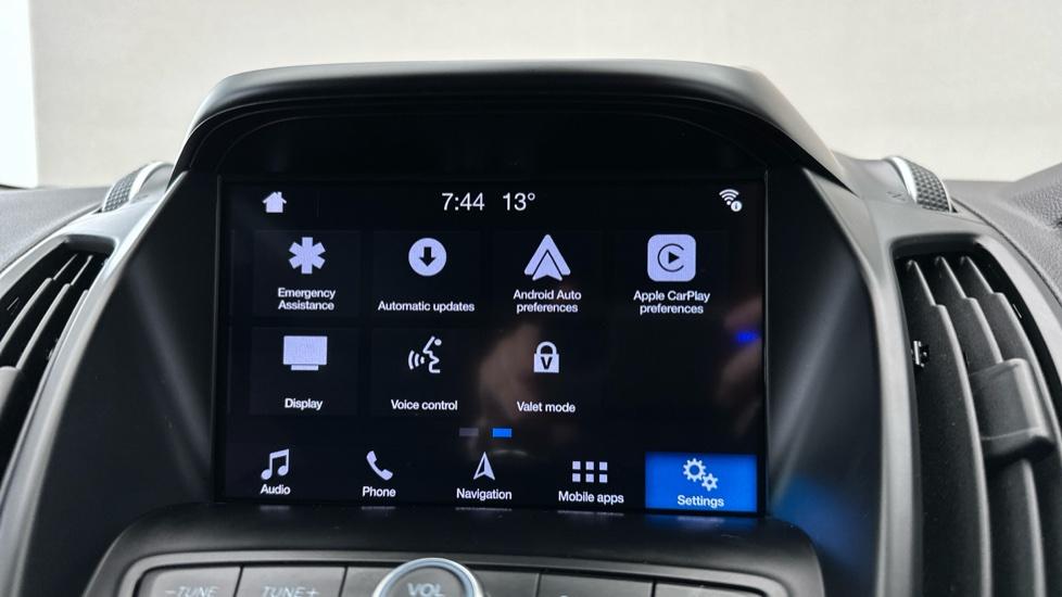 Apple Car Play & Android Auto