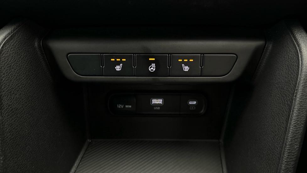 Heated Seats  / Heated Steering Wheel 