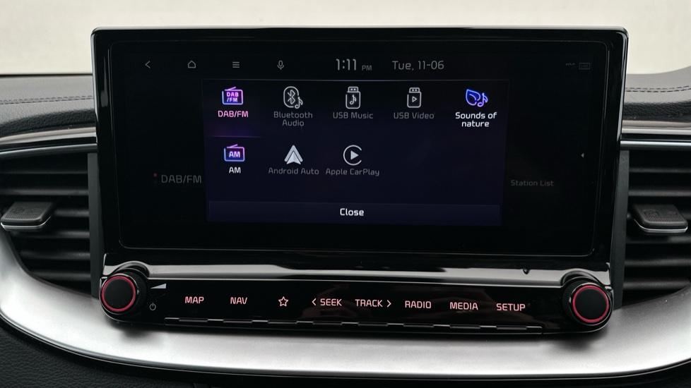 Bluetooth/Apple CarPlay/Android Auto 