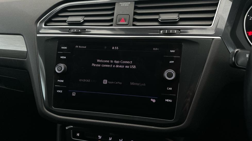 Apple Car Play & Android Auto