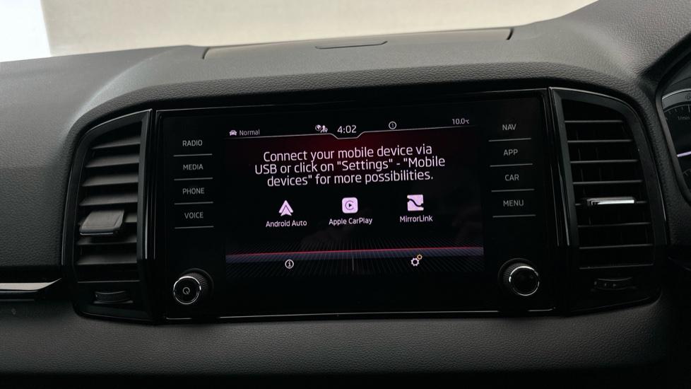 Apple Car Play & Android Auto