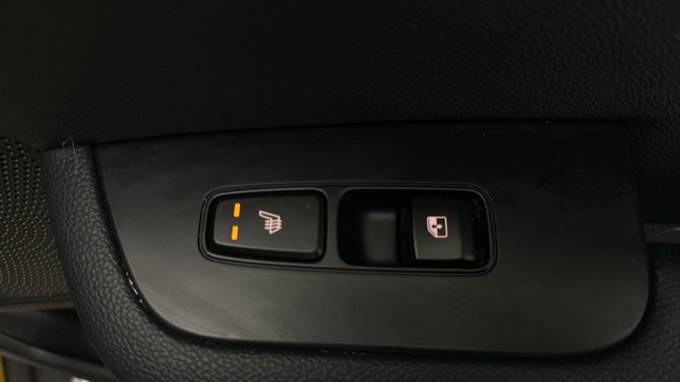 Rear Heated Seats 