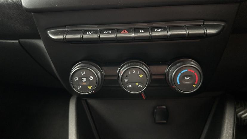 Auto Stop Start/Air Conditioning 