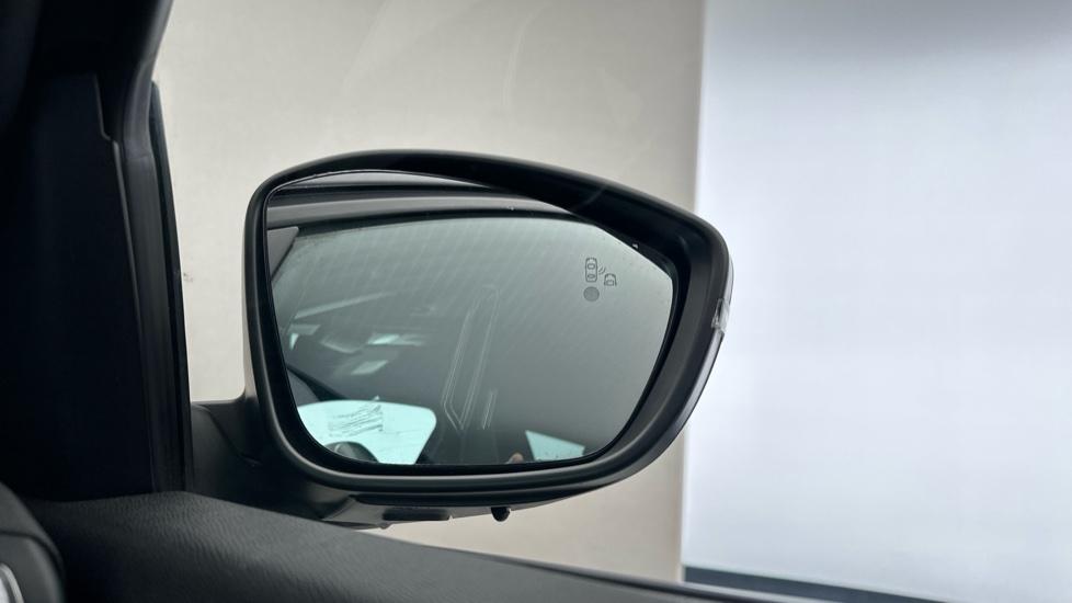 Blind Spot Monitoring System 