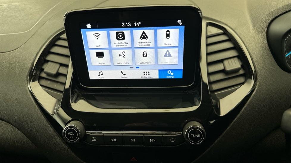 Apple Car Play & Android Auto