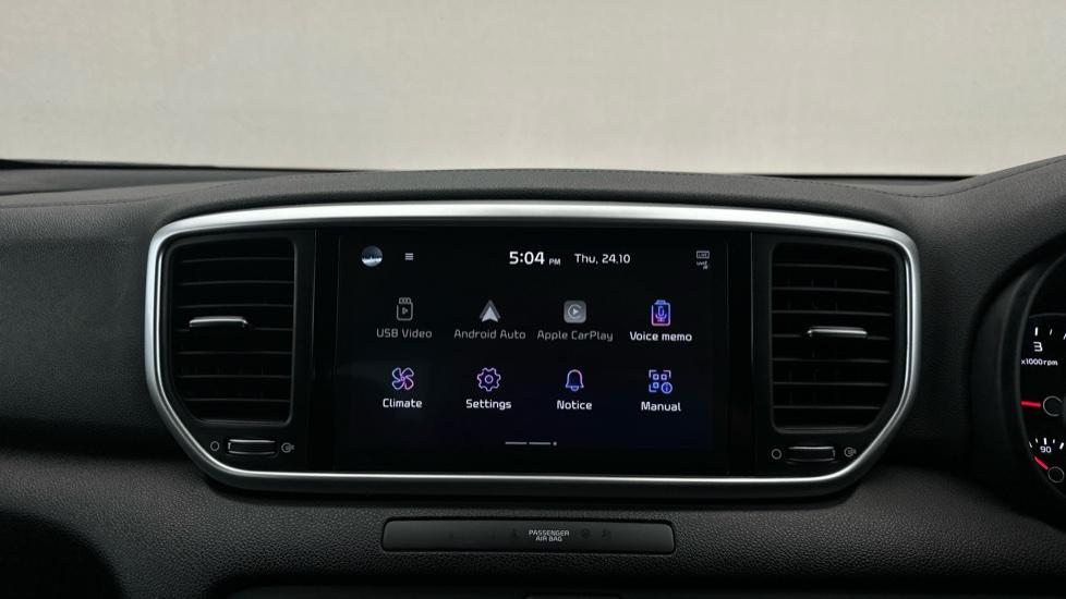 Apple Car Play & Android Auto