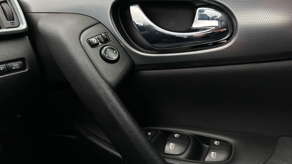 Electric Windows / Wing Mirrors 