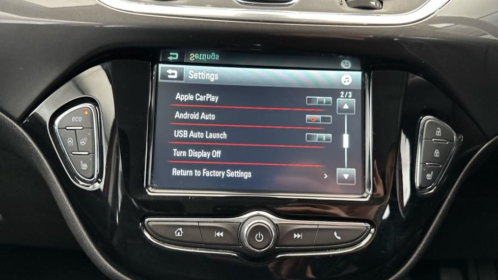 Apple Car Play & Android Auto