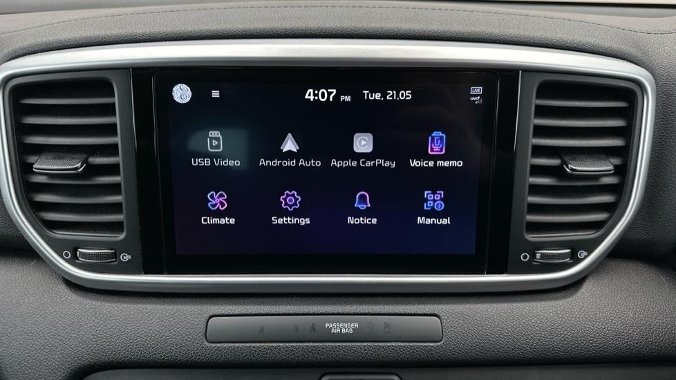 Apple Car Play & Android Auto