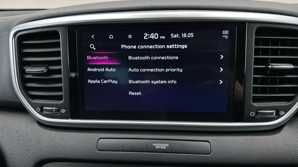 Bluetooth/Apple CarPlay/Android Auto 