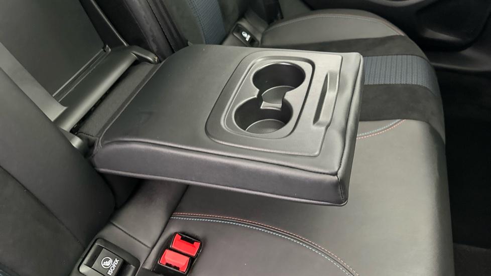 Rear Armrest/ Cup Holder