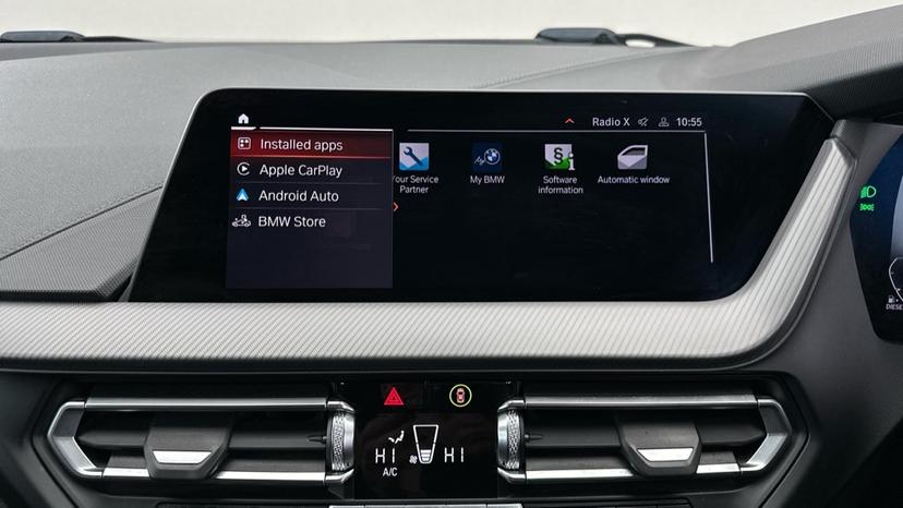 Apple CarPlay/Android Auto 