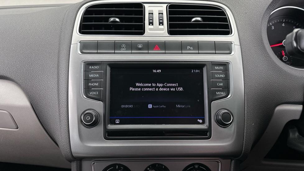 Apple CarPlay/Android Auto / Auto Stop/Start