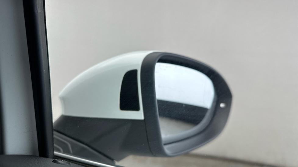 Blind Spot Monitoring System 