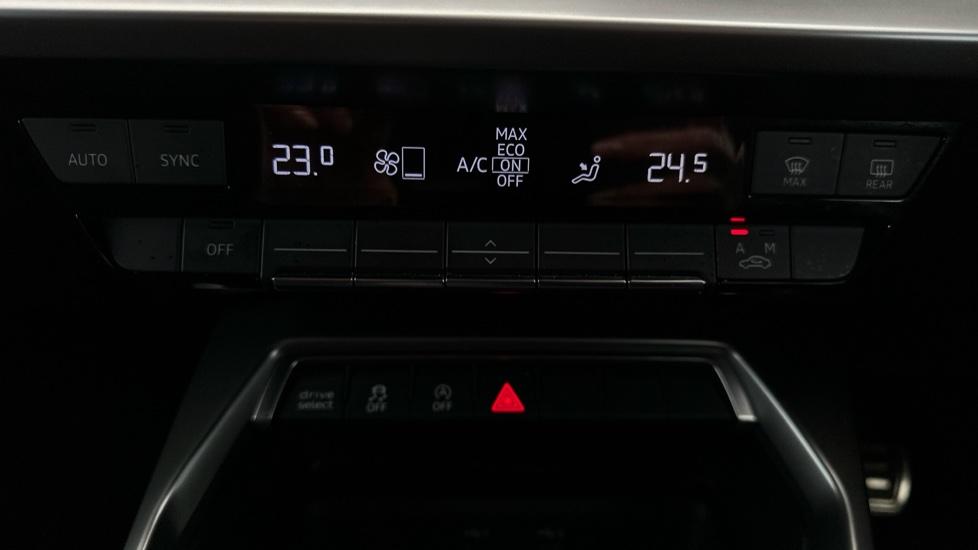 Air Conditioning /Dual Climate Control 