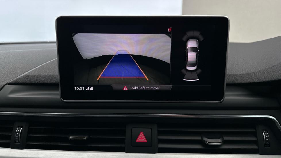 Rear View Camera/Park Pilot 