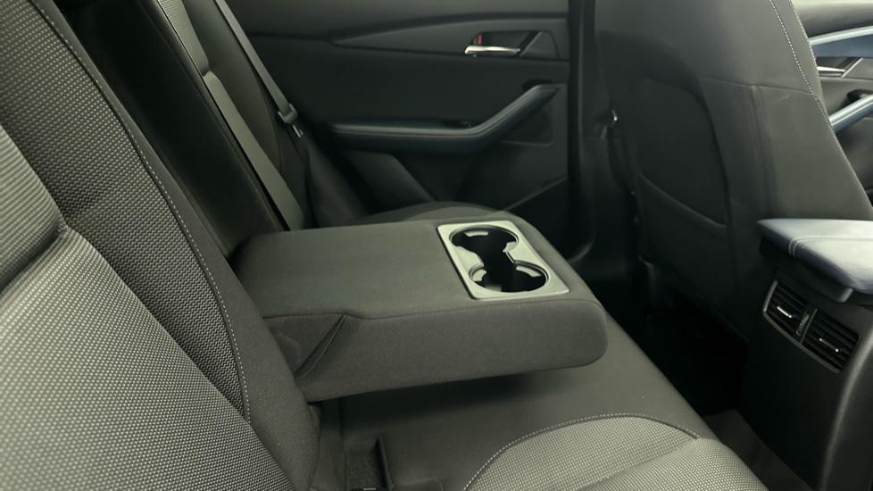 Rear Armrest/ Cup Holder