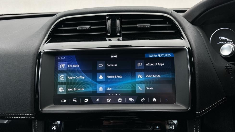 Apple Car Play & Android Auto