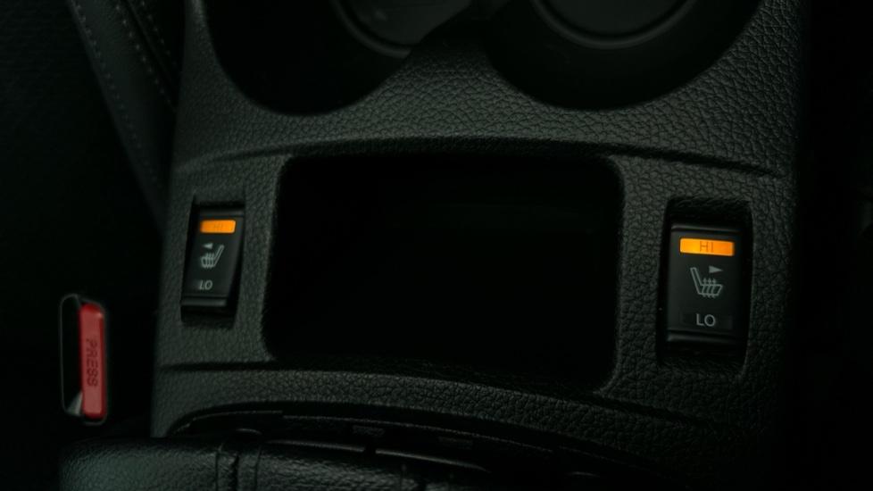 Heated Seats 