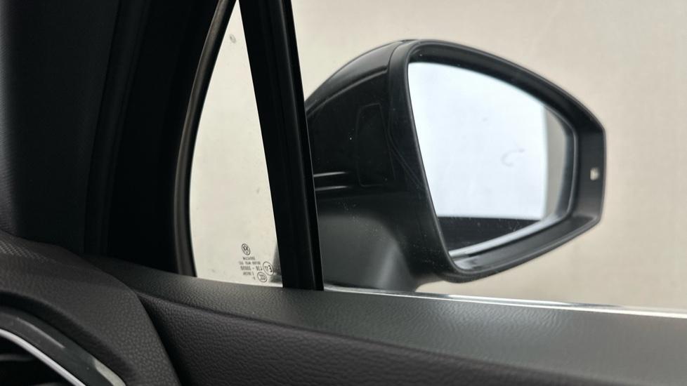 Blind Spot Monitoring System 