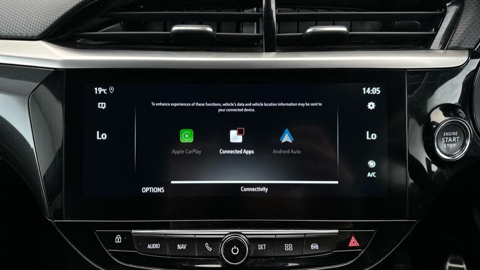 Apple Car Play & Android Auto