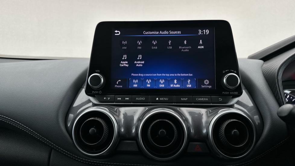 Apple Car Play & Android Auto