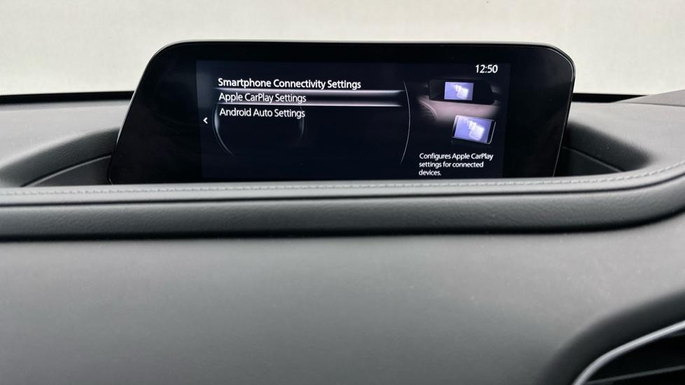 Apple Car Play & Android Auto