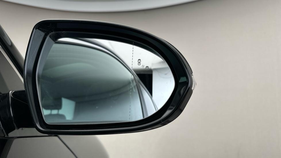 Blind Spot Monitoring System 