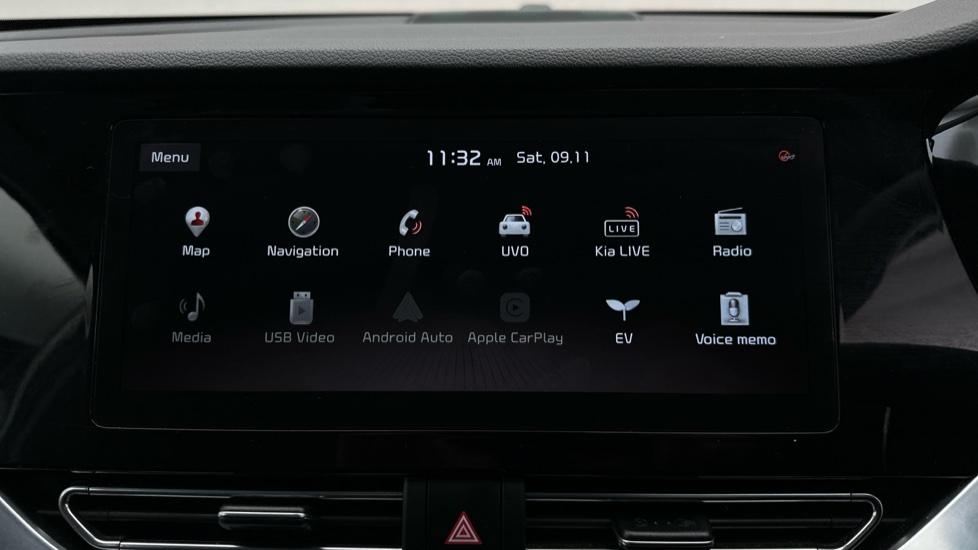 Apple Car Play & Android Auto