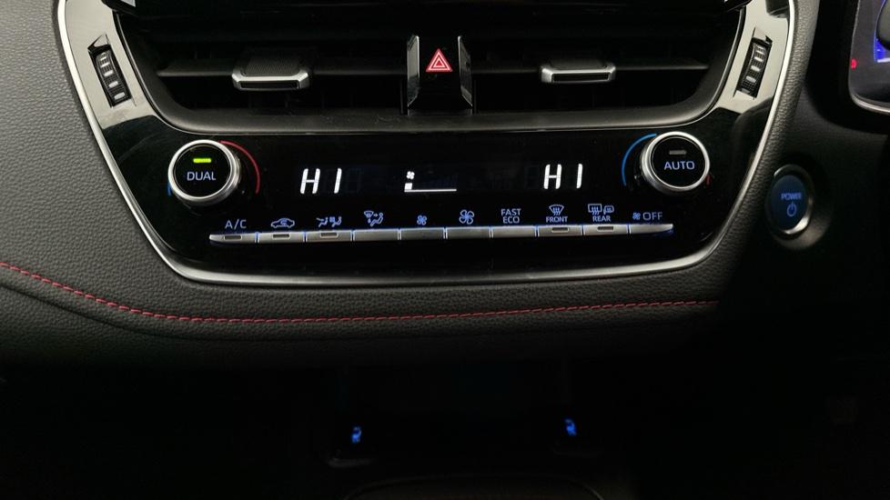 Air Conditioning /Dual Climate Control 