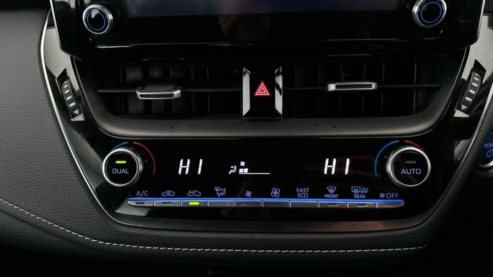 Air Conditioning /Dual Climate Control 