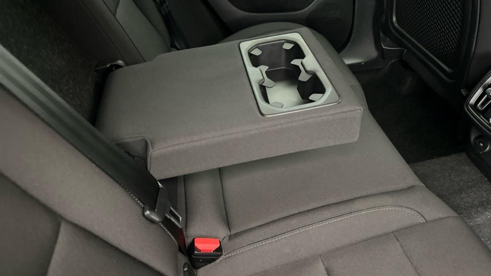 Rear Armrest/ Cup Holder