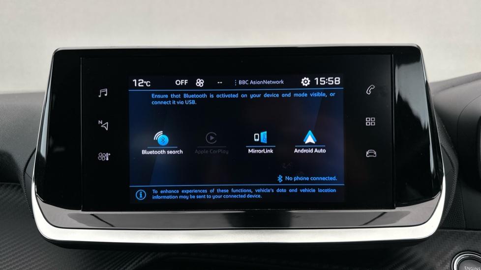 Apple CarPlay/Android Auto/Bluetooth