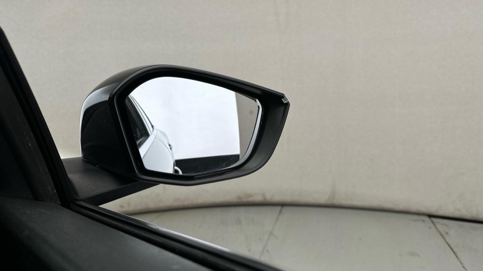 Blind Spot Monitoring System 