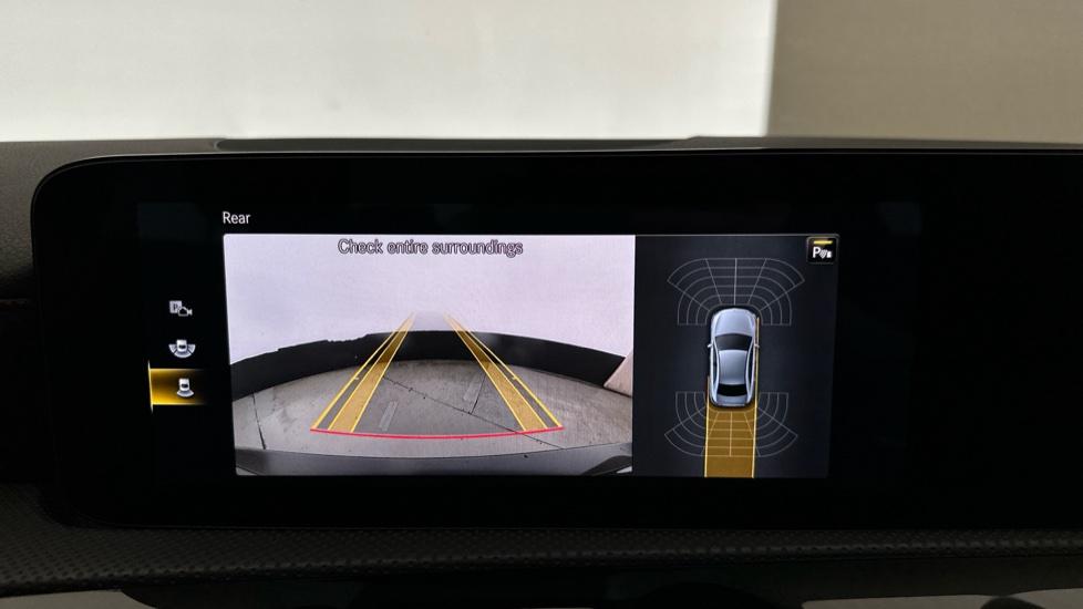 Rear View Camera/Park Pilot 